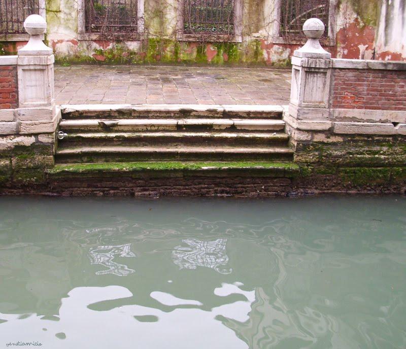 UNE NOUVELLE PROMENADE UNE NOUVELLE PROMENADE