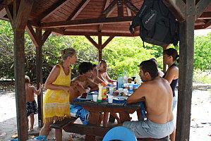 La Haute Savoie...et a côté en Guadeloupe Avril-tival 079