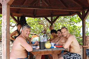 La Haute Savoie...et a côté en Guadeloupe Avril-tival 081