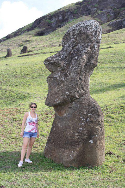 IDP - Rano Raraku - moai n° 280 & ADJ - 04/2011