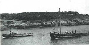 les noms de la mer, suite 3: et Dieu dans tout ça... Lenine__C_C_1725_avec_remorqueur_Amiral_Guepratte