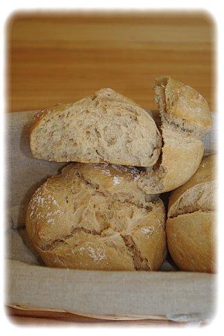 Pains complets au Saint Môret Petits-pains-au-St-Moret-III.jpg
