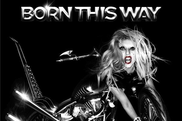 Lady GaGa tweet la tracklist de Born This Way