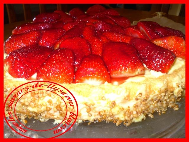 Tarte renversée aux fraises et à la crème patissière et concours Tarte renversée aux fraises et à la crème patissière et concours