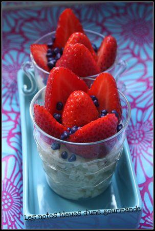 Riz au lait aux fraises et sucre de violette IMG_6079_