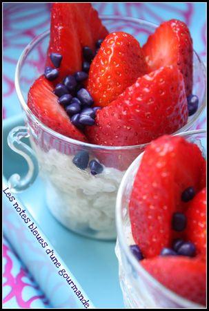 Riz au lait aux fraises et sucre de violette IMG_6077_