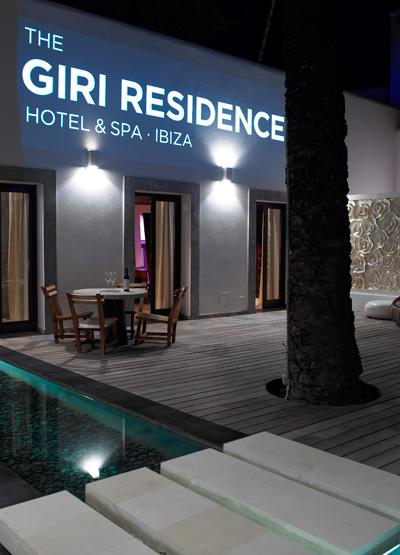 facade-hotel-and-spa-The-Giri-Residence-hotel-europe-du-sud-espagne-ibiza-Hoosta-magazine-paris