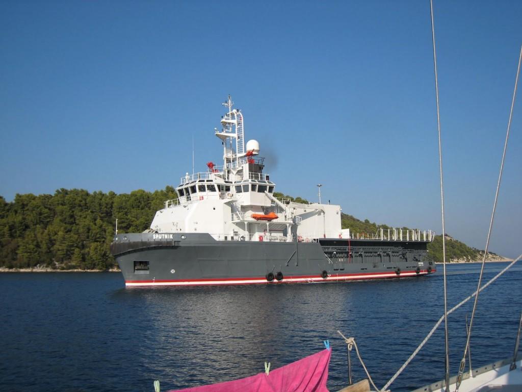 Spoutnik, un bateau de soutien