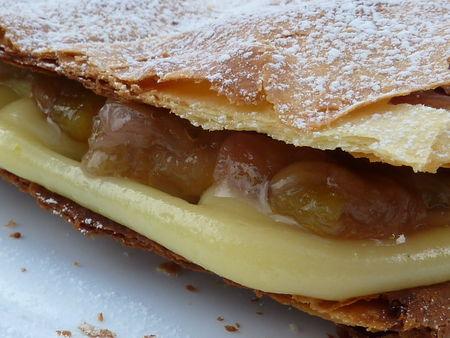 Millefeuille à la rhubarbe P1110052