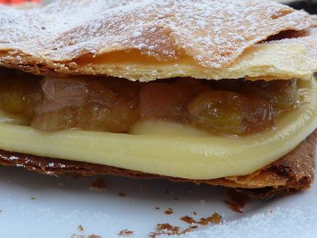 Millefeuille à la rhubarbe P1110046