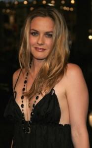 Alicia-silverstone Pendant ce temps là…