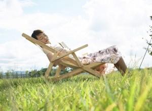 Young Woman Sleeping on Lawn Chair En Mode Slow Life !