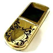 Téléphone portable Nokia en or 18K, édition limitée Versace Téléphone portable Nokia en or 18K, édition limitée Versace