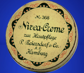 Nivea fête ses cent ans Nivea fête ses cent ans