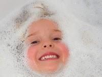 Bains et Douches (et ses eaux-là) Bains et Douches (et ses eaux-là)