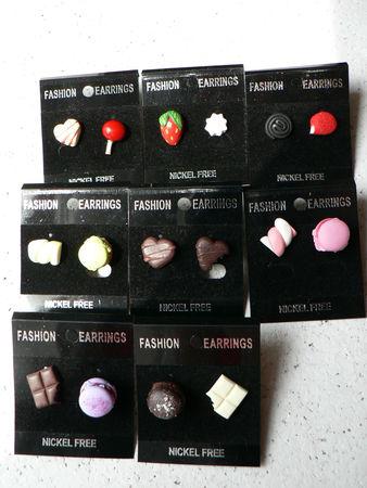 Nouvelle boucles d'oreilles puces gourmandes P1200571
