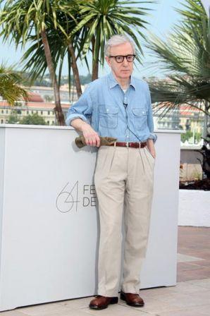 Woody_Allen_Midnight_Paris_Photocall_Cannes_qZl8XDwCmSpl.jpg