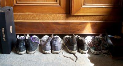 Nouvelles trouvailles brocantesque : bijoux+vinyl+books+converse Nouvelles trouvailles brocantesque : bijoux+vinyl+books+converse