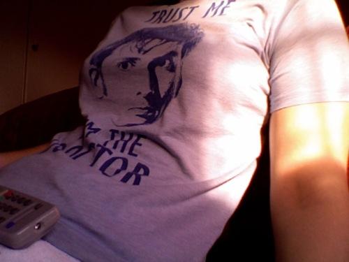 Je porte mon tshirt Doctor Who pour regarder Doctor Who, je ne...