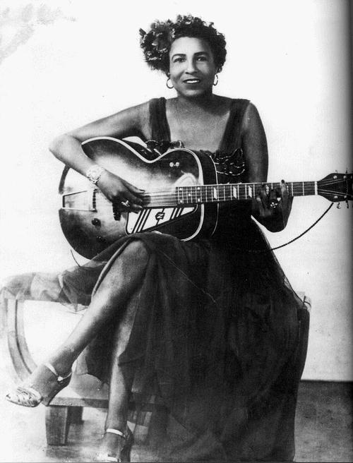 hellhoundonmytrail:

Memphis Minnie and Kansas Joe McCoy “Frisco...