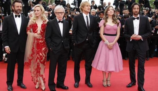 Montée des marches du festival de Cannes pour Michael Sheen