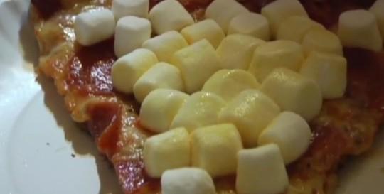 pizza-tmnt pizza tmnt 540x273 Manger les pizzas de Michelangelo des TMNT ?