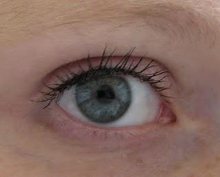 Mascara waterproof Kiko : mon avis Mascara waterproof Kiko : mon avis