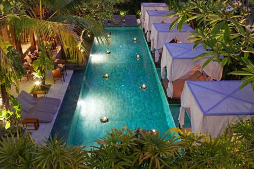 piscine-The-elysian-Asie-indonesie-villa-a-Bali-hoosta-magazine-paris-custom-grand