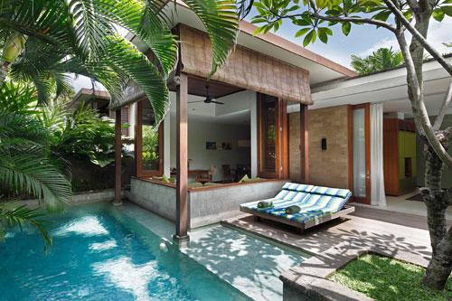 terrasse-piscine-The-elysian-Asie-indonesie-villa-a-Bali-hoosta-magazine-paris