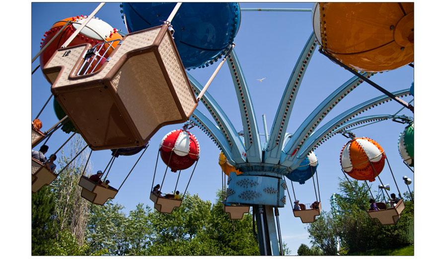 image de manèges à la Ronde à Montréal