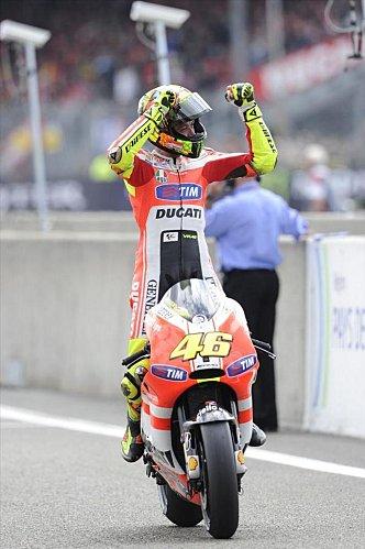 GP de France...Rossi podium pour l'HISTOIRE ! 2011-05-25-Pas-une-victoire-mais-presque.jpg