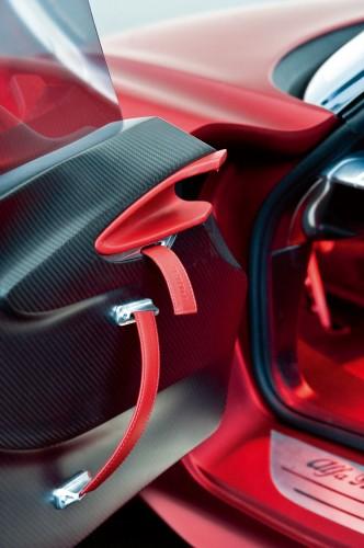 JoEl Peyrou photographie la 4C alfa romeo,4c,joel peyrou,photographe