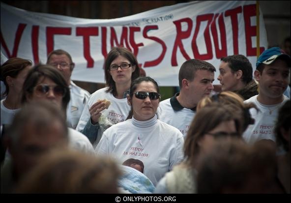 Marche silencieuse du collectif Justice pour les Victimes de la Route. Marche-collectif-Justice-Victimes-Route-004