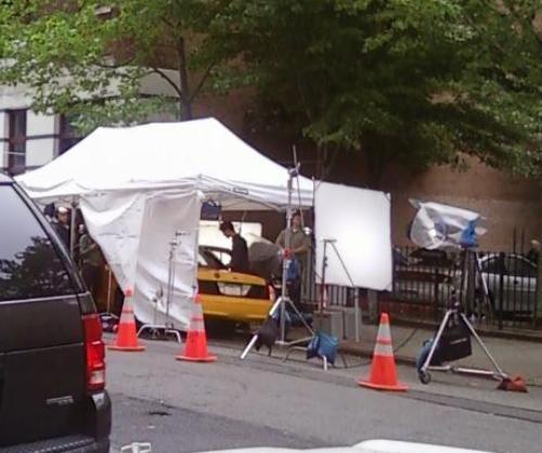 Taylor Lautner en plein tournage dans les rues de New York