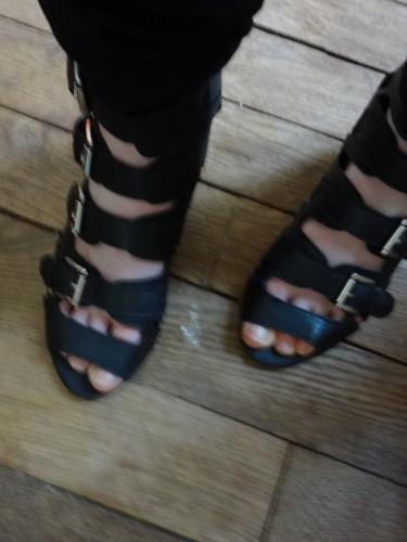 Qui à la tête du FMI ? (mes pieds répondent) Photo 026.jpg