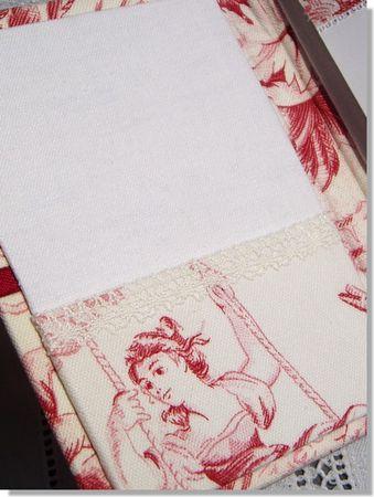 Toile de Jouy en touche délicate d_tail_d_licat_de_dentelle