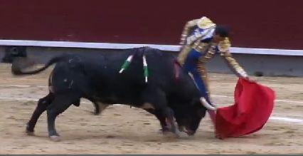 MADRID : OREILLE POUR EL CID ET PERERA S'EN TIRE BIEN ! El_Cid