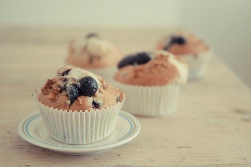 Goûter du dimanche : muffins aux myrtilles tumblr_li5ljhzn0J1qbd0cmo1_500_large.jpg?1300284386
