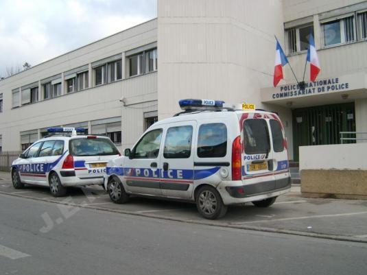 Commissariat de Police Nationale à Noisy-le-Sec|© Archives JENB Productions Agression à Noisy-le-Sec : La victime témoigne
