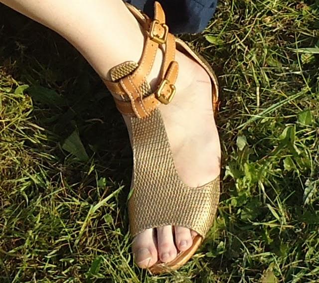 Be Free, be a Hippie! Be Free, be a Hippie!