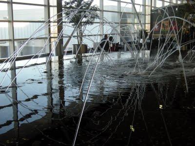 Les mathématiques de l'eau dtw_fountain.jpg