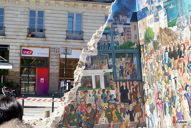 La Petite géante .
Depuis le 24 mai un mur tombé du cie... La Petite géante .
Depuis le 24 mai un mur tombé du cie...