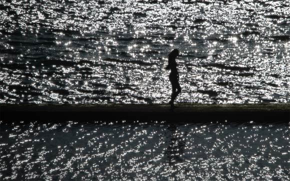 The Girl With The Sun In Her Head - photographie ombre et lumière