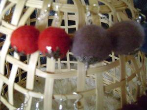 Boucles d'oreilles feutrées DSC08900