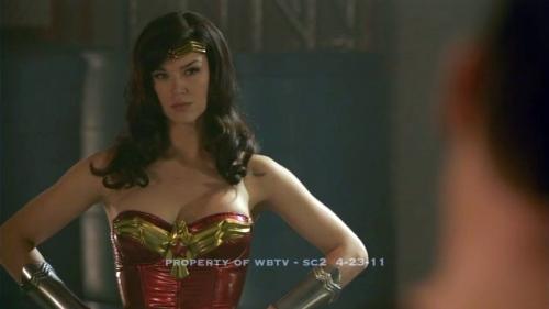 713e42fe6b1629c7910048e1676511d7a8e140fb-Wonder_Woman_Pilot_1 C’est plus fort que moi