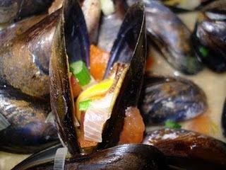 Moules pimentées au lait de coco Moules pimentées au lait de coco