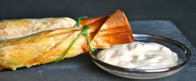 BONBONS DE POISSON FAÇON NEMS, SAUCE À L'ECHALOTE BONBONS DE POISSON FAÇON NEMS, SAUCE À L'ECHALOTE