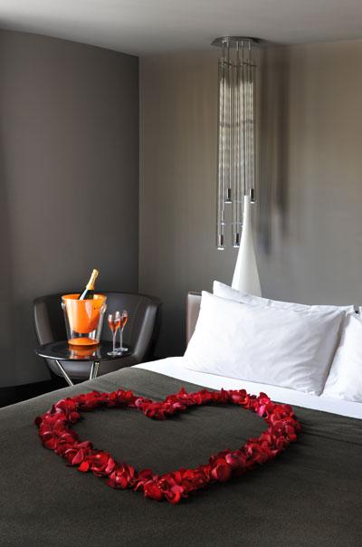 Sejour-en-amoureux-au-Sezz-Paris-romantique-room-hoosta-magazine