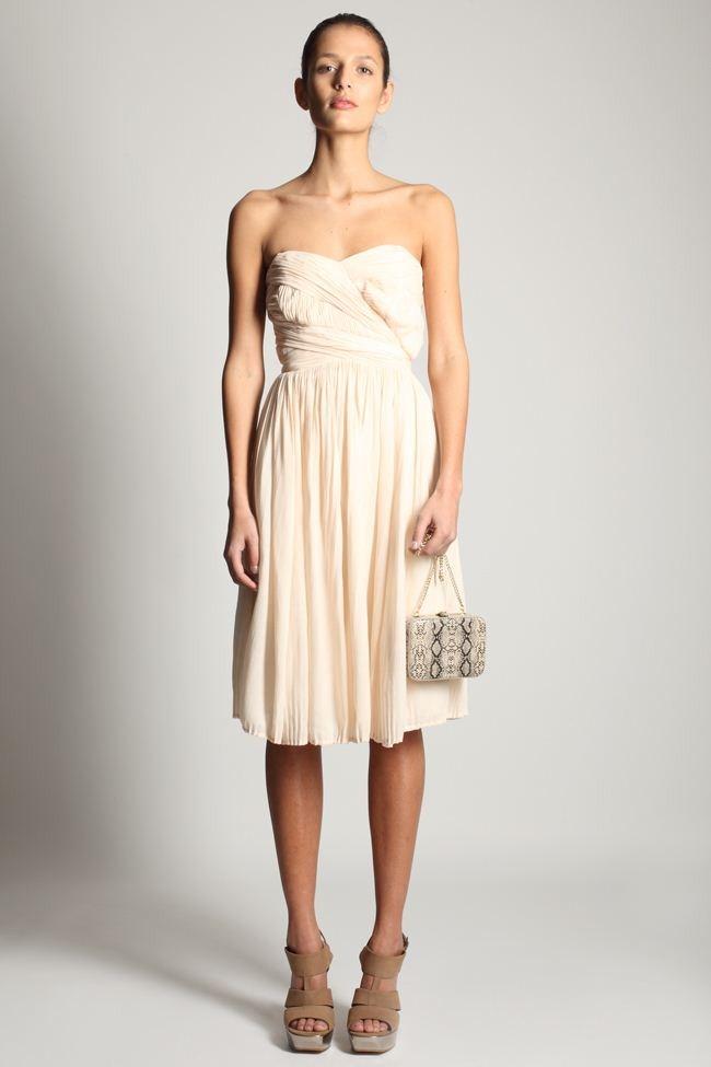 Comment s'habiller pour un mariage? Comment s'habiller pour un mariage?