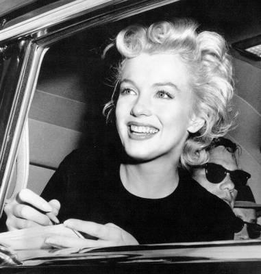 De Norma Jeane à Marilyn